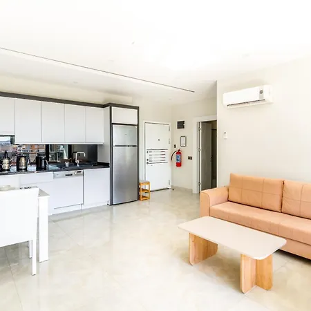 Seafront 1 Bedroom - Sea View Balcony - New Building Apartamento Alanya