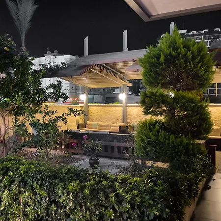 The Blue Tide - 1 Bedroom - Bills Included