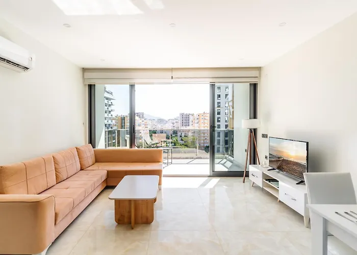 Seafront 1 Bedroom - Sea View Balcony - New Building * Алания