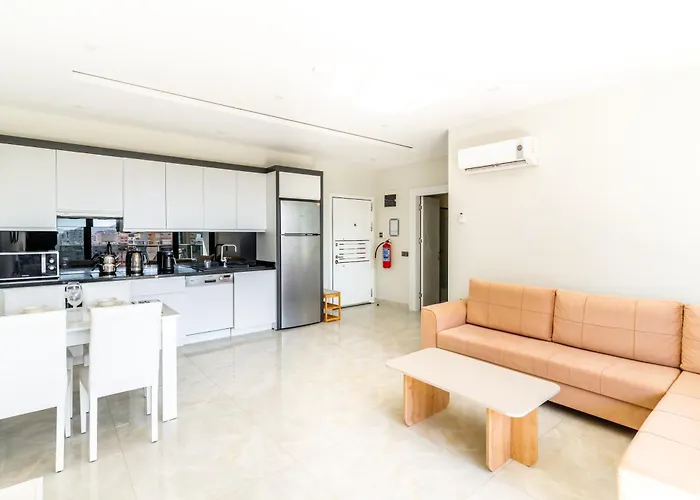 Seafront 1 Bedroom - Sea View Balcony - New Building Апартаменты Алания