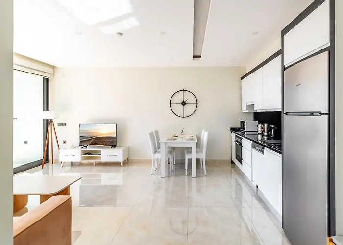 Seafront 1 Bedroom - Sea View Balcony - New Building *