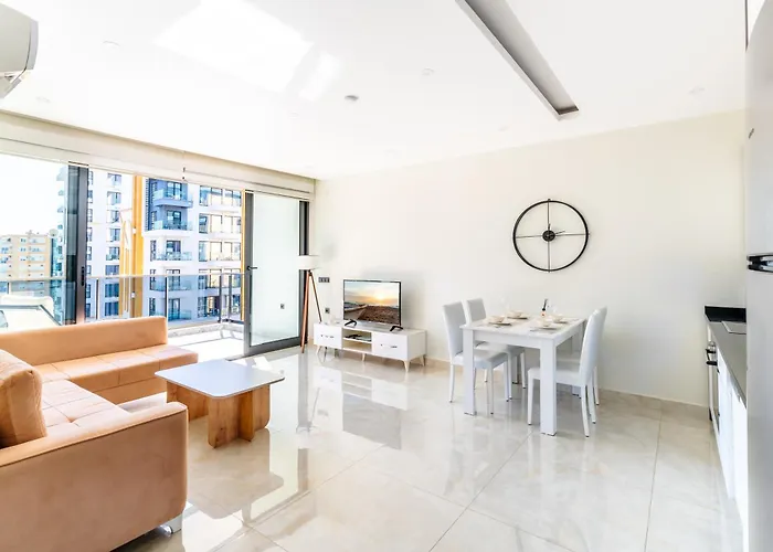 Seafront 1 Bedroom Apt - Sea View Balcony - New Building Apartmán *