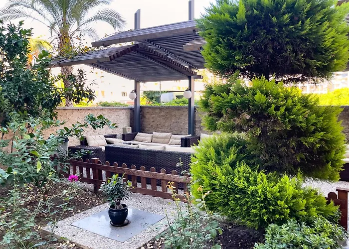 Seafront 1 Bedroom - Sea View Balcony - New Building Апартаменты *