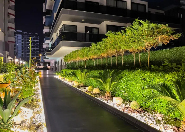 Апартаменты Seafront 1 Bedroom - Sea View Balcony - New Building *