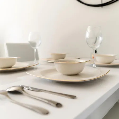 The Blue Tide - 1 Bedroom - Bills Included Appartement *